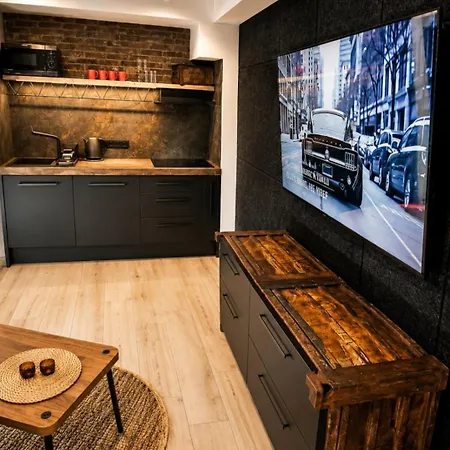 Apartman Industrial With Free Parking & Smart Check-in Near Terminal Shopping Center Besztercebánya